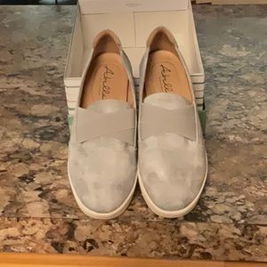 Abella “Eloise” slip on shoe. Size 7M